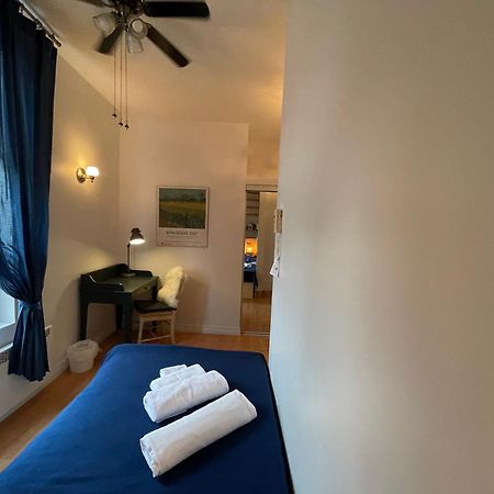 Chambres El Mediterraneo Rooms 蒙特利尔 客房 照片