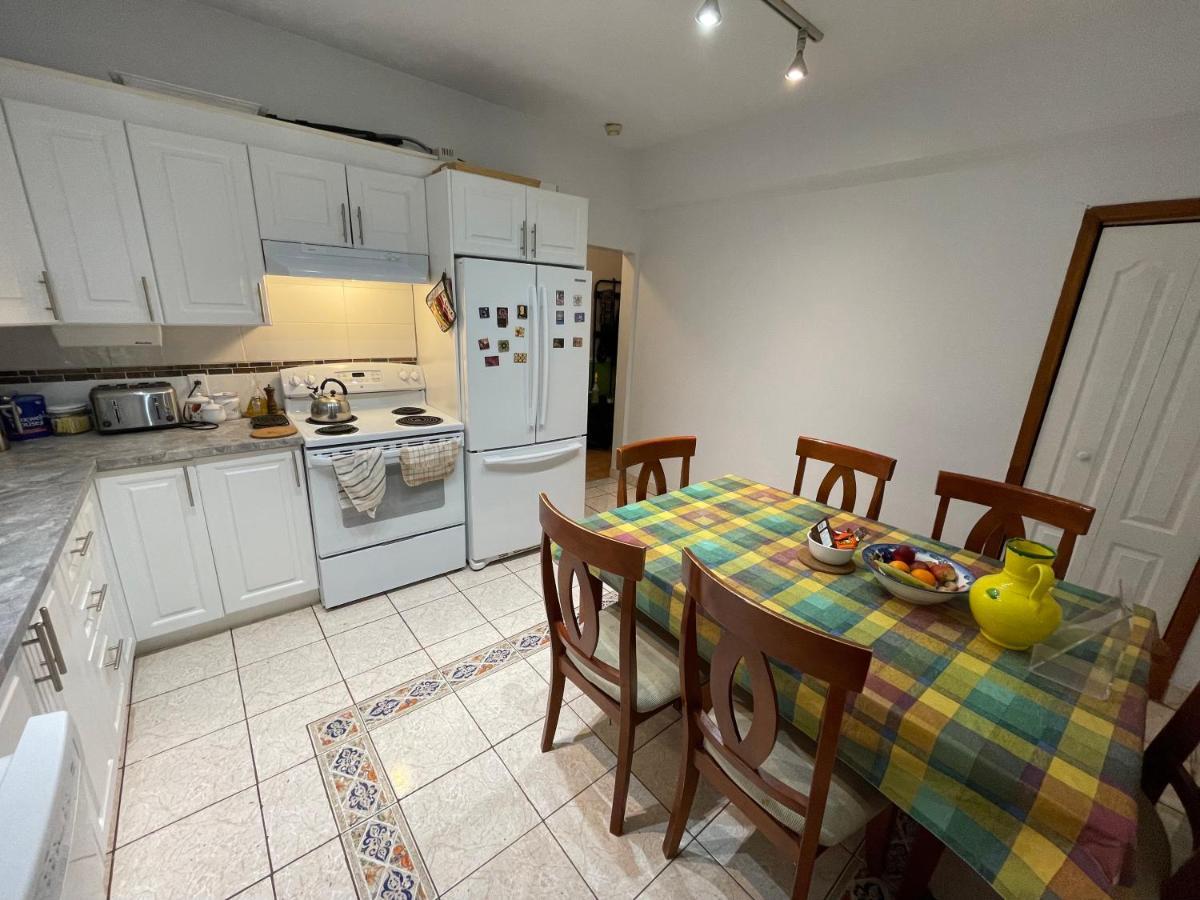 Chambres El Mediterraneo Rooms 蒙特利尔 外观 照片