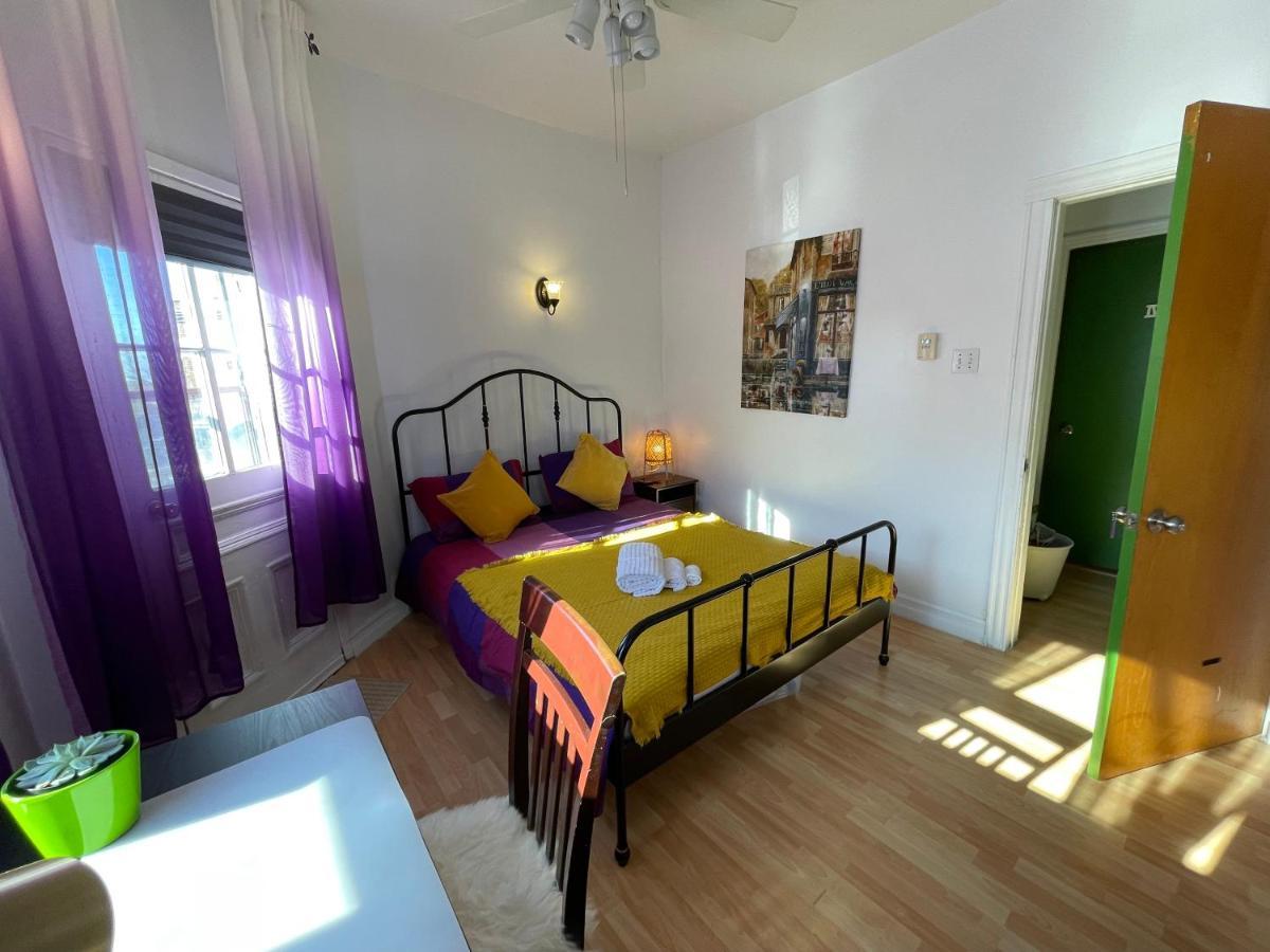 Chambres El Mediterraneo Rooms 蒙特利尔 外观 照片