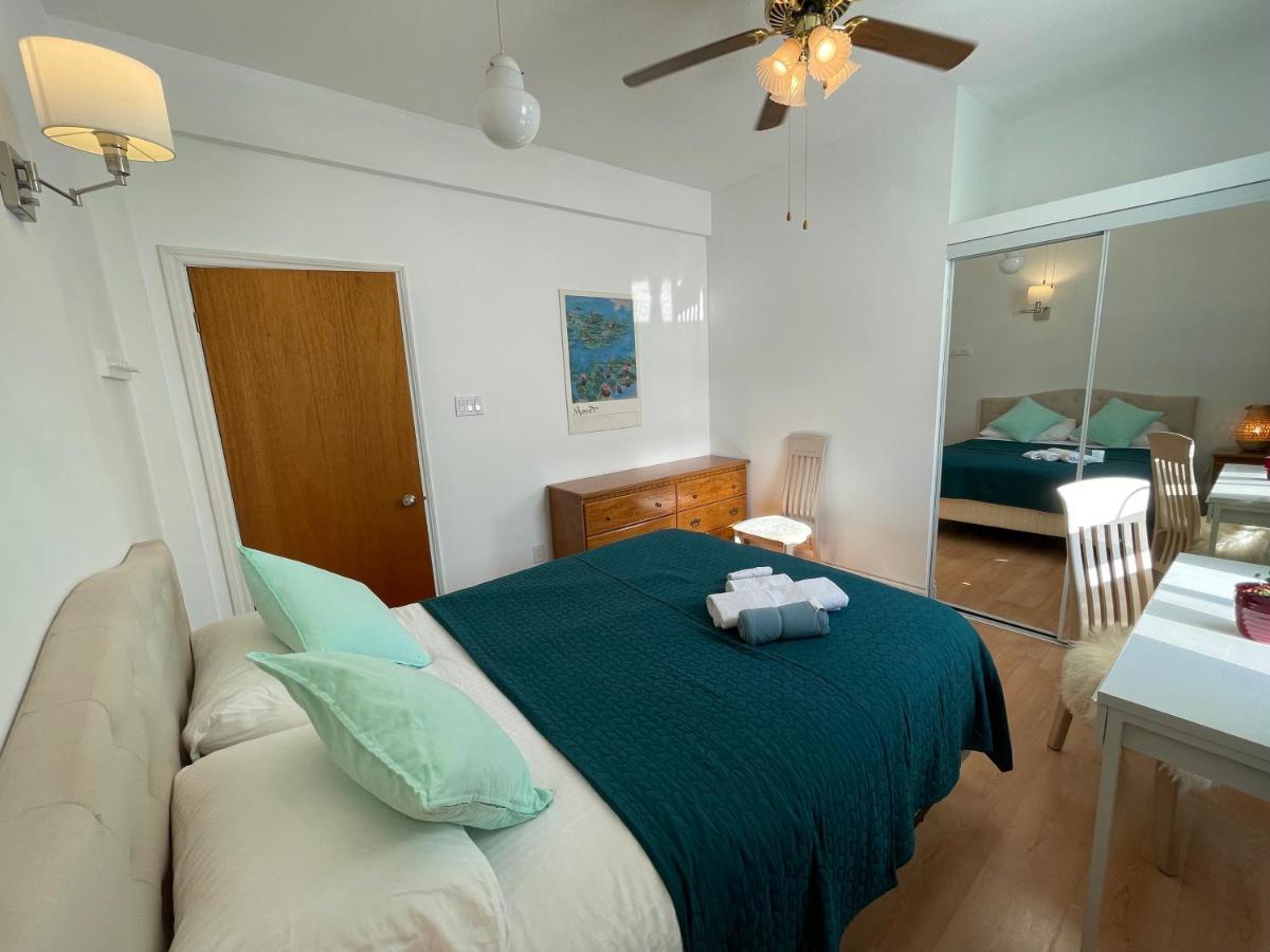 Chambres El Mediterraneo Rooms 蒙特利尔 外观 照片